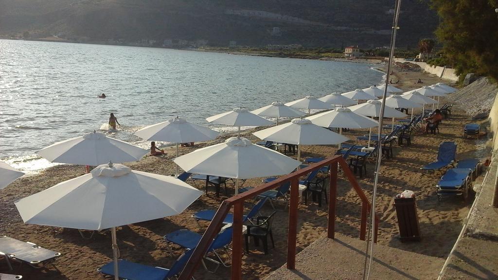 Foivos 2 Hotell Gytheio Exteriör bild